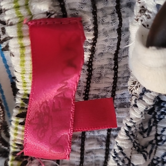 Almost Famous Brand Size L Woman's colorful tie top - Picture 5 of 5